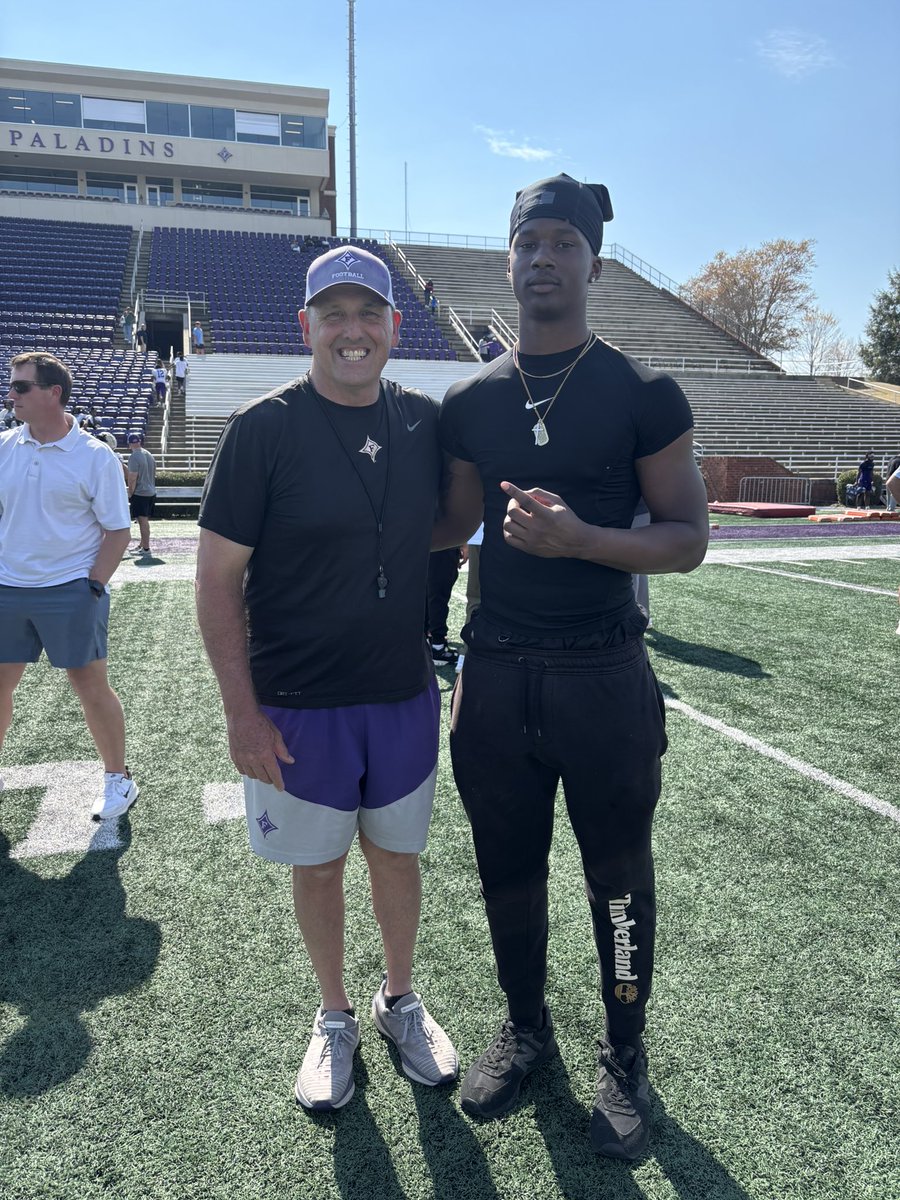 MiCahMcCli09's tweet photo. Had a great day at @PaladinFootball loved the atmosphere!! and can’t wait to be back @CoachSloan10 @Kyle_Jolly https://t.co/OntSK2zcPm