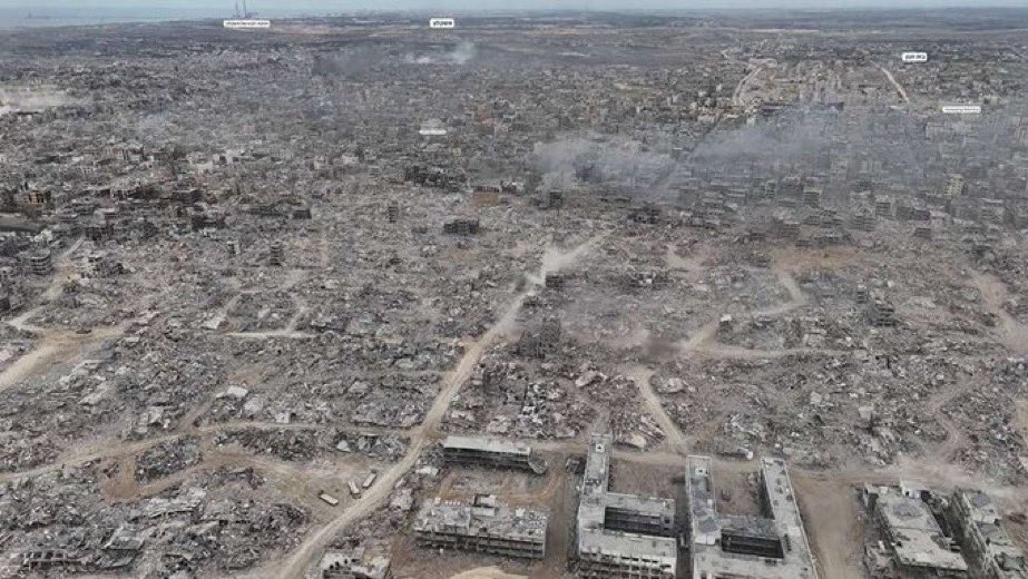 azurons's tweet photo. @sererojonathan Dingue ça, il découvre le droit international 
Gaza https://t.co/XHahXolyR2