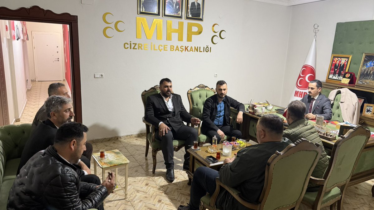 Bayram vesilesiyle dostlarımızla bir araya gelerek güzel ve anlamlı anlar paylaştık. Birlik ve beraberliğin değerini bir kez daha hissettiğimiz bu günün, sağlık, huzur ve mutluluk getirmesini temenni ederiz. Bayramın hayırlara vesile olmasını dileriz.

<a href="/MHP_Bilgi/">MHP</a> 
<a href="/E_SemihYalcin/">E. Semih Yalçın</a>