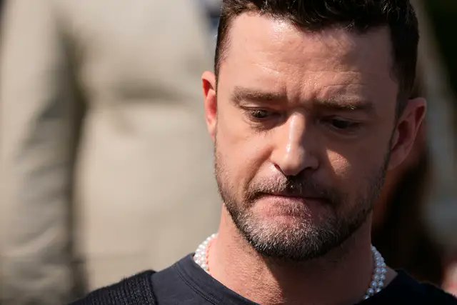 TebiusLeeTerry's tweet photo. How would anyone feel if something private was suddenly exposed? Boundaries crossed. A moment meant to stay confidential turned into spectacle. It’s not like @jtimberlake agreed to do an episode of COPS. Yes — without police intervention, someone could have been hurt. 
But something was on his side that night, and by the grace of God no one was injured nor a life taken, thanks to #police protecting and preserving the lives of all involved. Justin, that feeling of betrayal, exposure, and lost confidentiality… I know exactly how it lands, mate — and I also know the police prevented a far worse fate had you not been stopped.  
Justin, you were saved and the lives of others were too. #CelebrityNews #TrendingNow #BodyCamFootage #JustinTimberlakeVideo