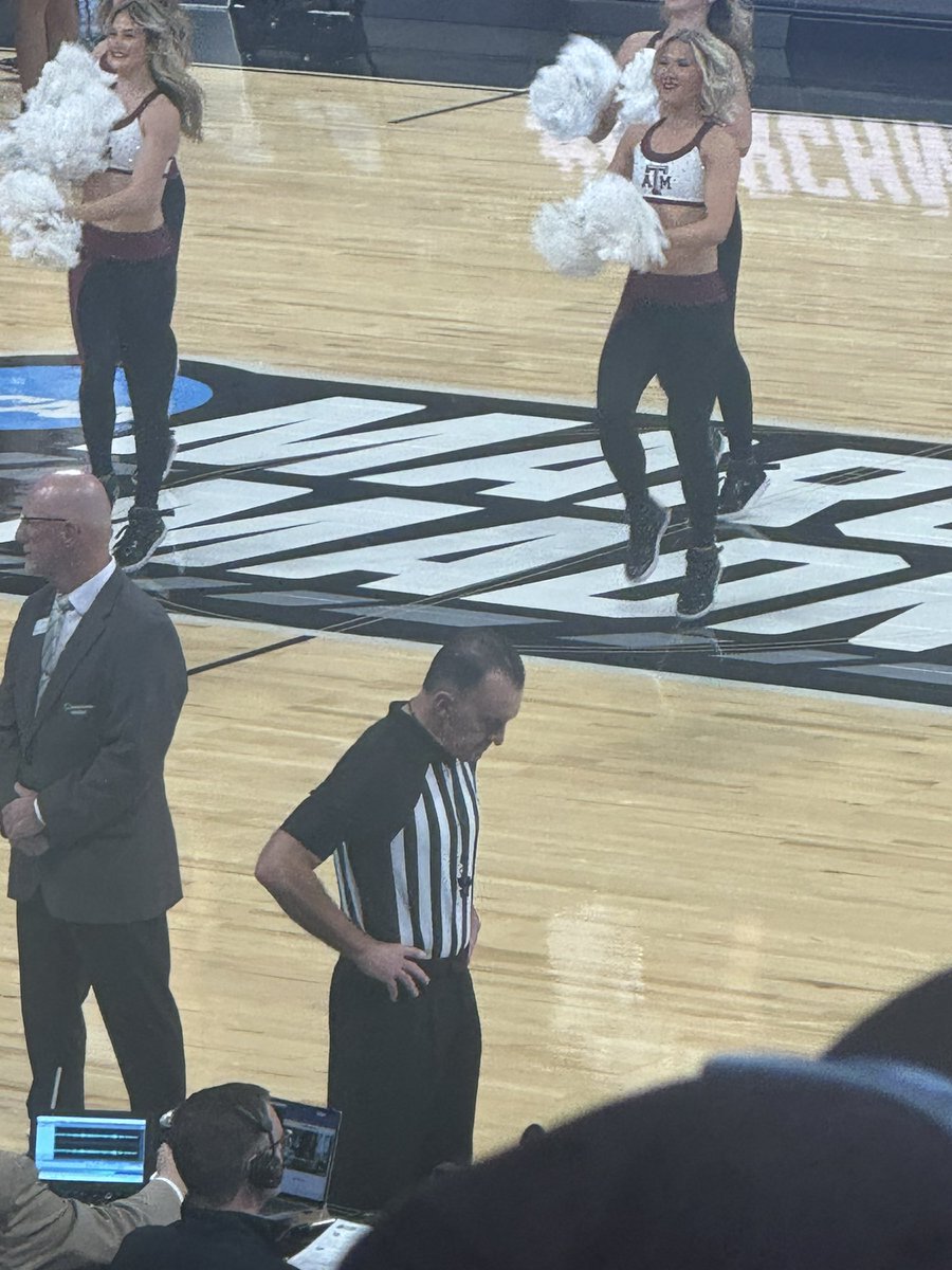 Bucky Ball Believer tweet media