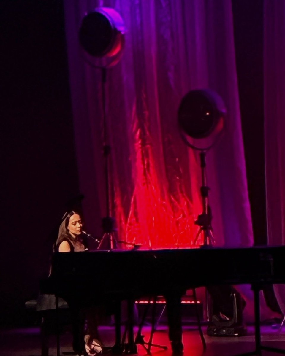 rhys 🍉 tweet media