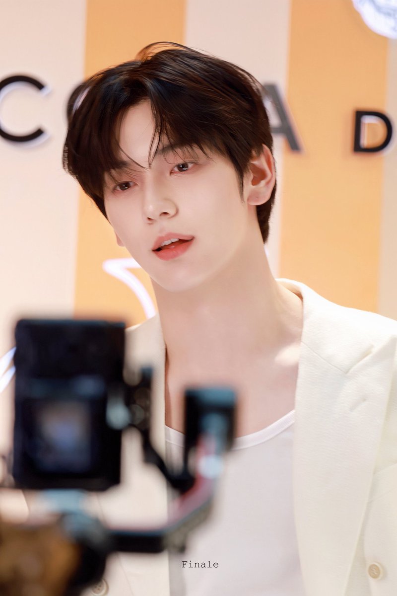 ⋆౨ৎ˚⟡˖ ࣪. ˖ ݁𖥔 ݁˖