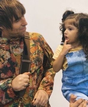 E v e l l y n ✨ tweet media