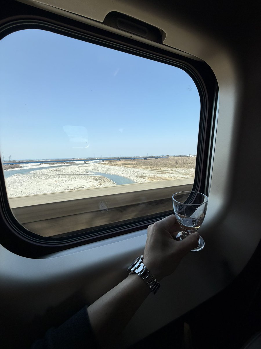 ryu430bobwater's tweet photo. See you soon. https://t.co/YVZ4u1Eu8G