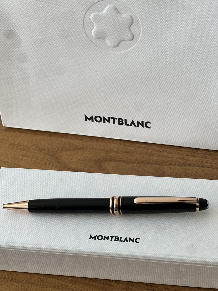 Aleex Minimal tweet media