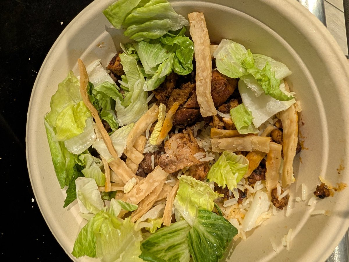 MizShan71's tweet photo. Dang @cava. I was completely disappointed with my order. The $14.50 Grains &amp; meat bowl had hardly any meat, the kids meal 3 lamb meatballs had about 2 1/2 really small ones. And the $4 tzatziki side was only half full. Presentation was messy on all. Won't spend money here again. https://t.co/rE5mmglB6B