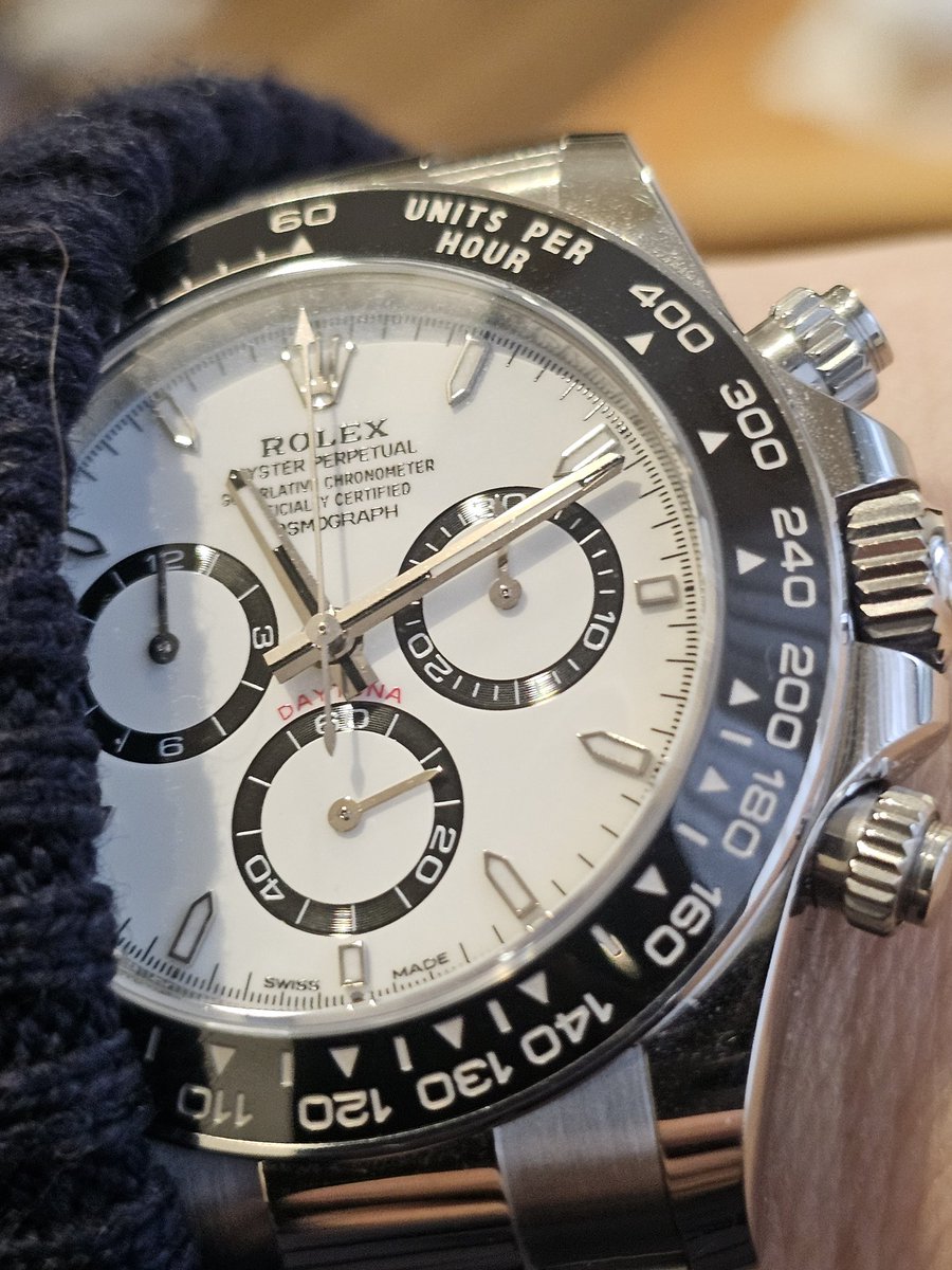 私はケーキ tweet media