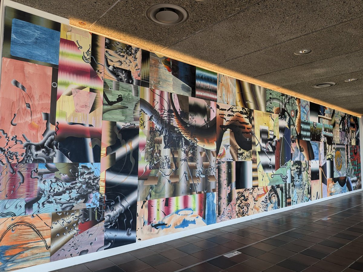linacana's tweet photo. 昨日は日帰り福岡で浦川大志個展と版画展示を見てきた。考古学を学ぼうとしていた高校生の彼が美術を始めたきっかけや福岡で美術活動をすること、梅津さんとの信楽合宿など詳しく知ることができ本当に行ってよかった。総会では隣ブースのよしみもあり図録に特別なサインをもらったから家宝にする！ https://t.co/FYpzFbjWdr