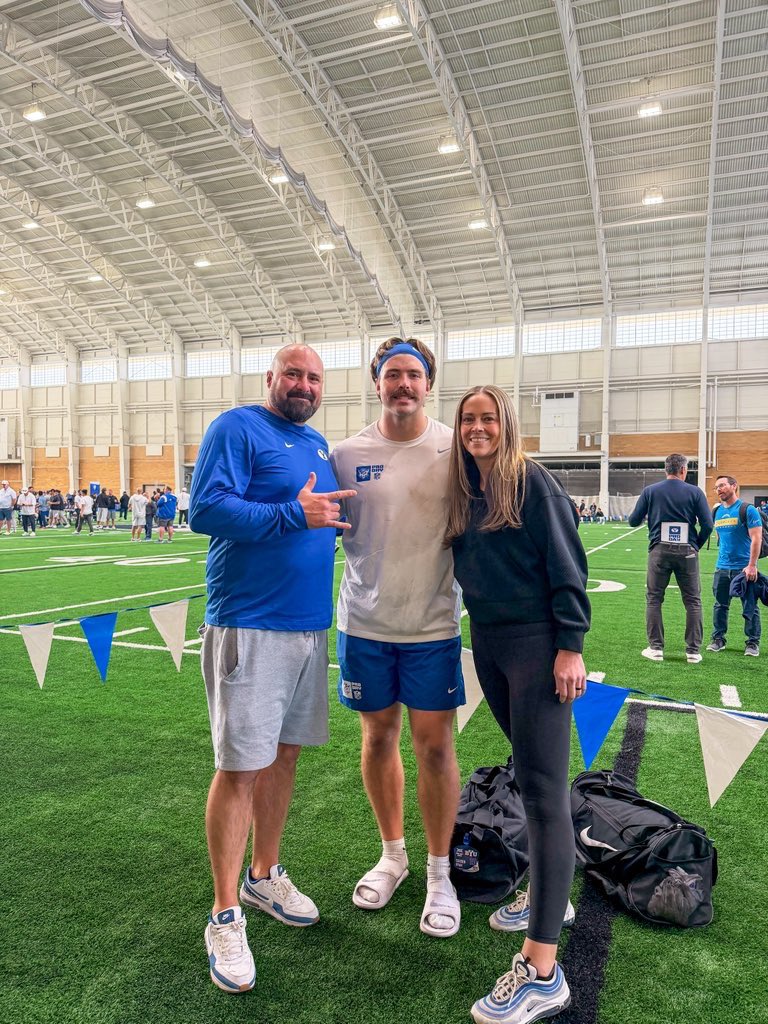 Dani Ryan tweet media