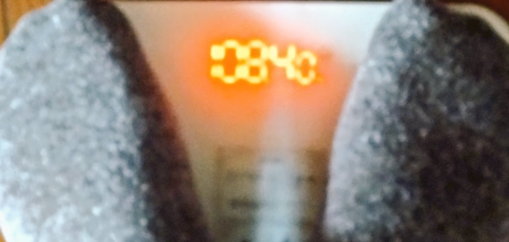 えびす tweet media