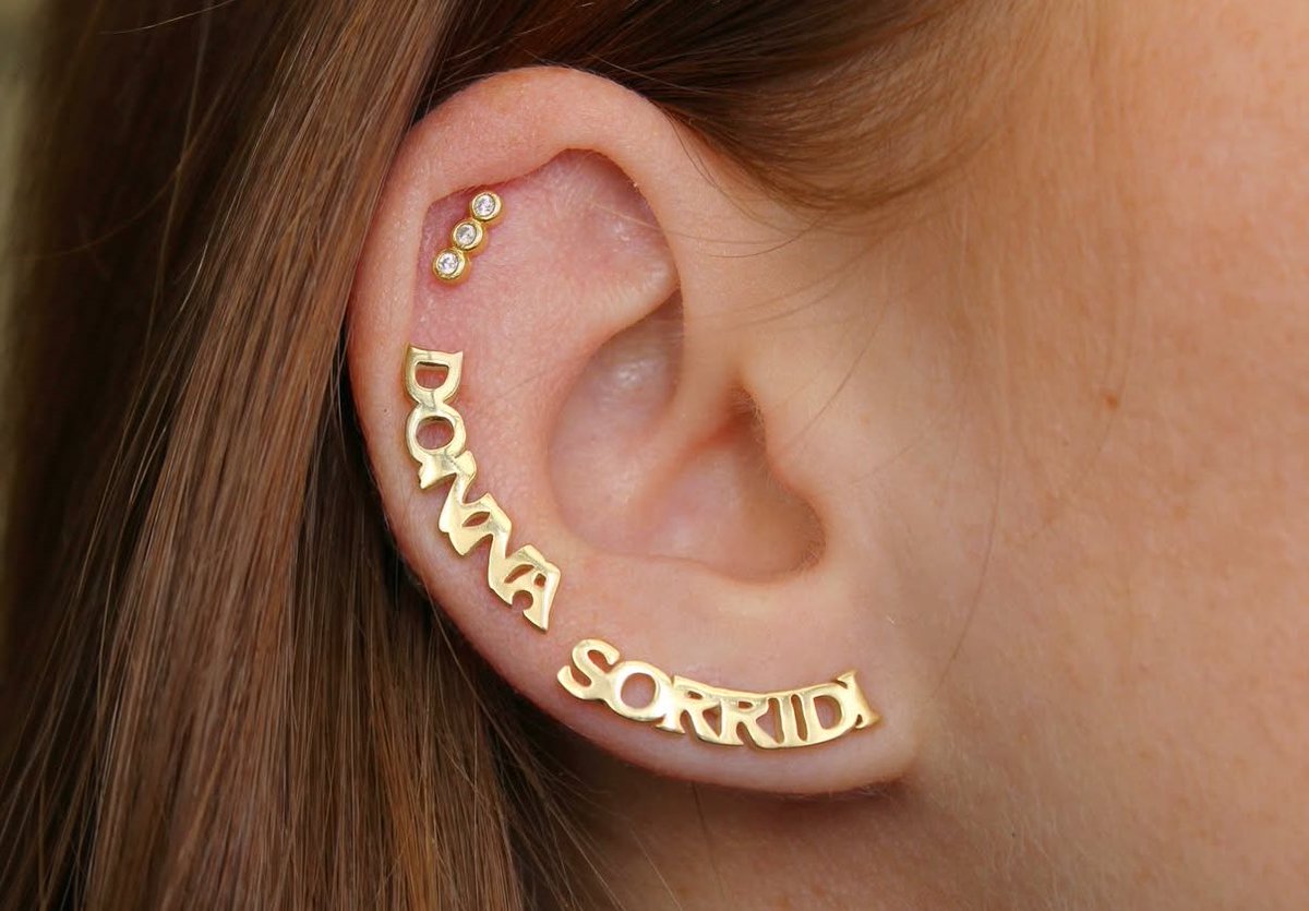 ἀταραξία tweet media