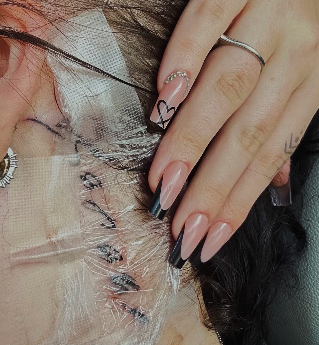 bec 𖤐 tweet media