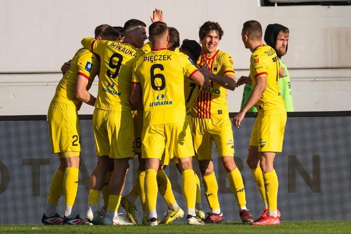 Mecze24PL's tweet image. 📺 Przedstawiamy propozycję transmisji meczu Korona Kielce - Arka Gdynia.

#KORARK

➡️ mecze24.pl/aktualnosci/ki…
