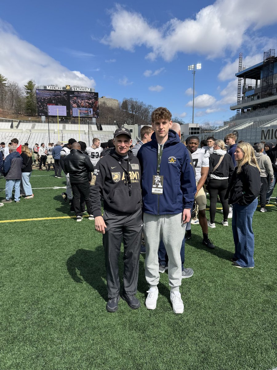 Ben Hnat tweet media