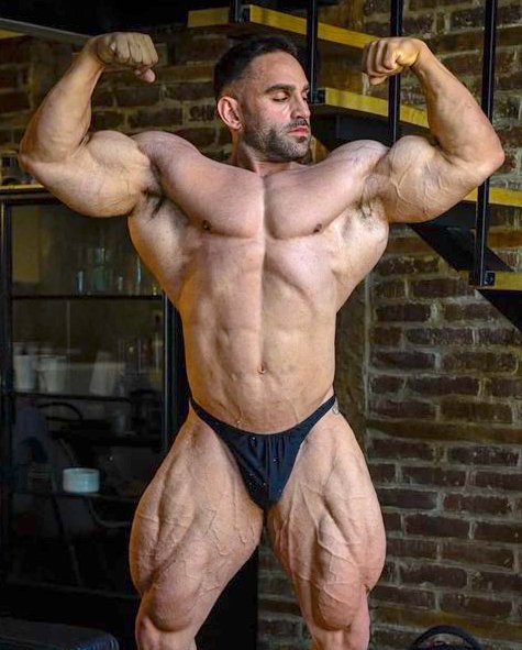 Muscle Worship tweet media
