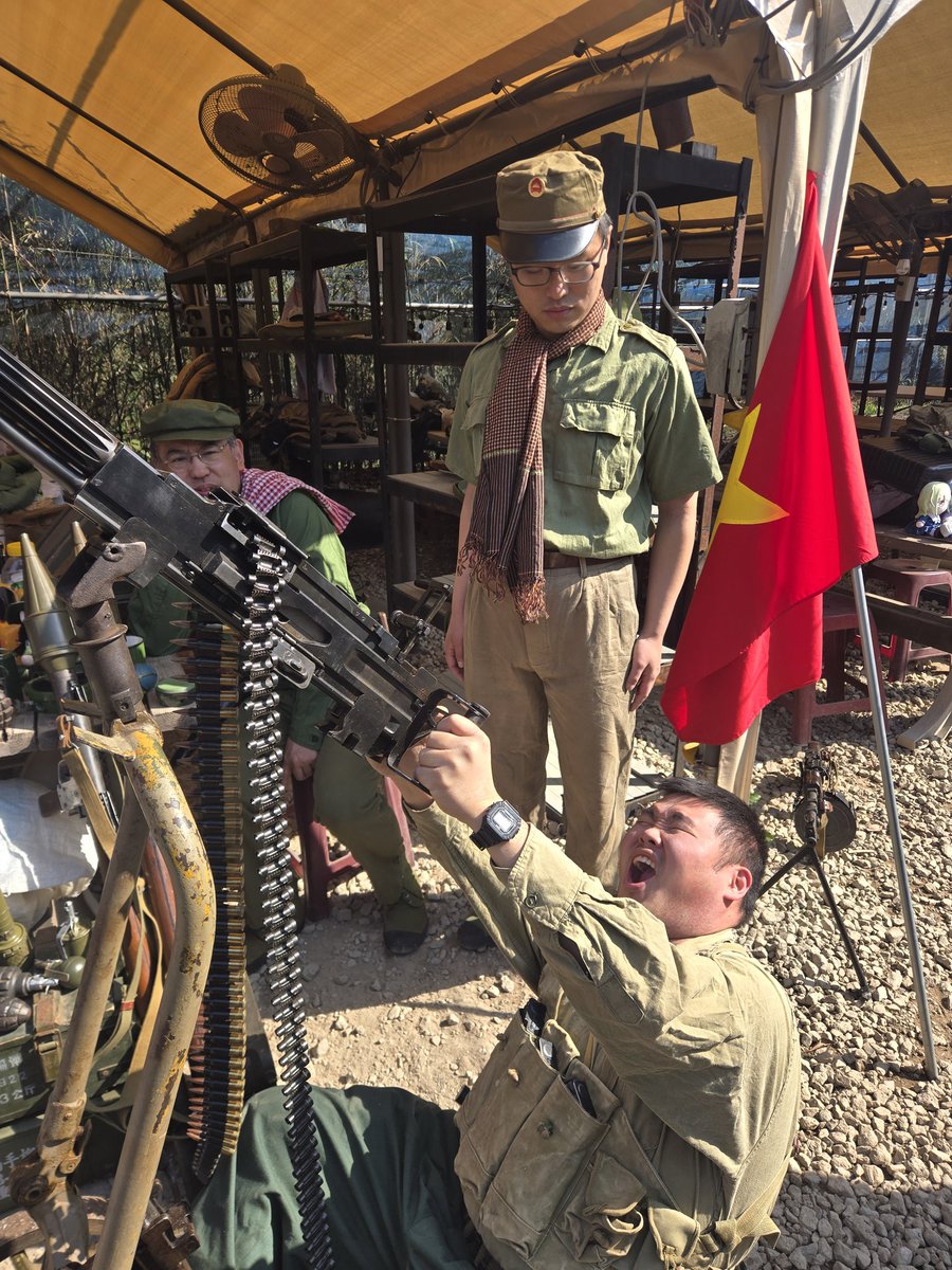 ドルジ tweet media