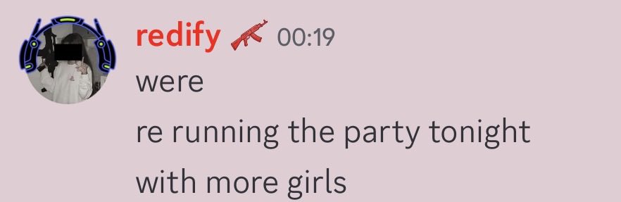 Redify Updates tweet media