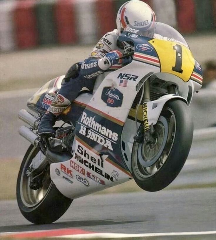 MORI chan tweet media