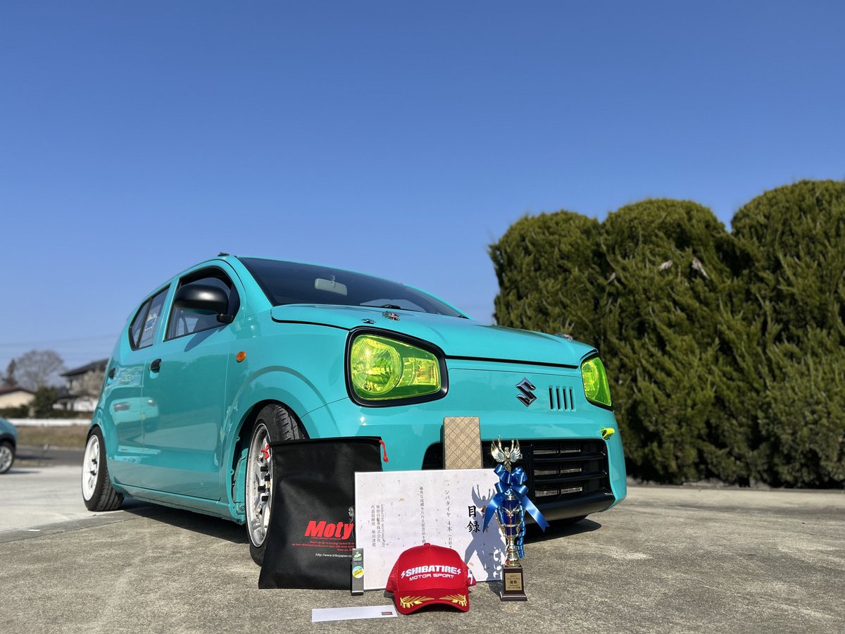 c_e_na's tweet photo. 36GPお疲れ様でした🙌
NAレースクラス優勝🏆頂きました🥇
2025年はAGS
2026年はMT
(CROSS×RACINGに負けてる🤢)
今年も楽しい36GPをありがとうございました😊🏁
#36GP
#シバタイヤ
#SHIBATIRE
#XADO
#LINEUPRACING
#スポーツランドやまなし
#CROSSRACING
#36GP耐久部の新年会は? https://t.co/PL6aTiOJDG