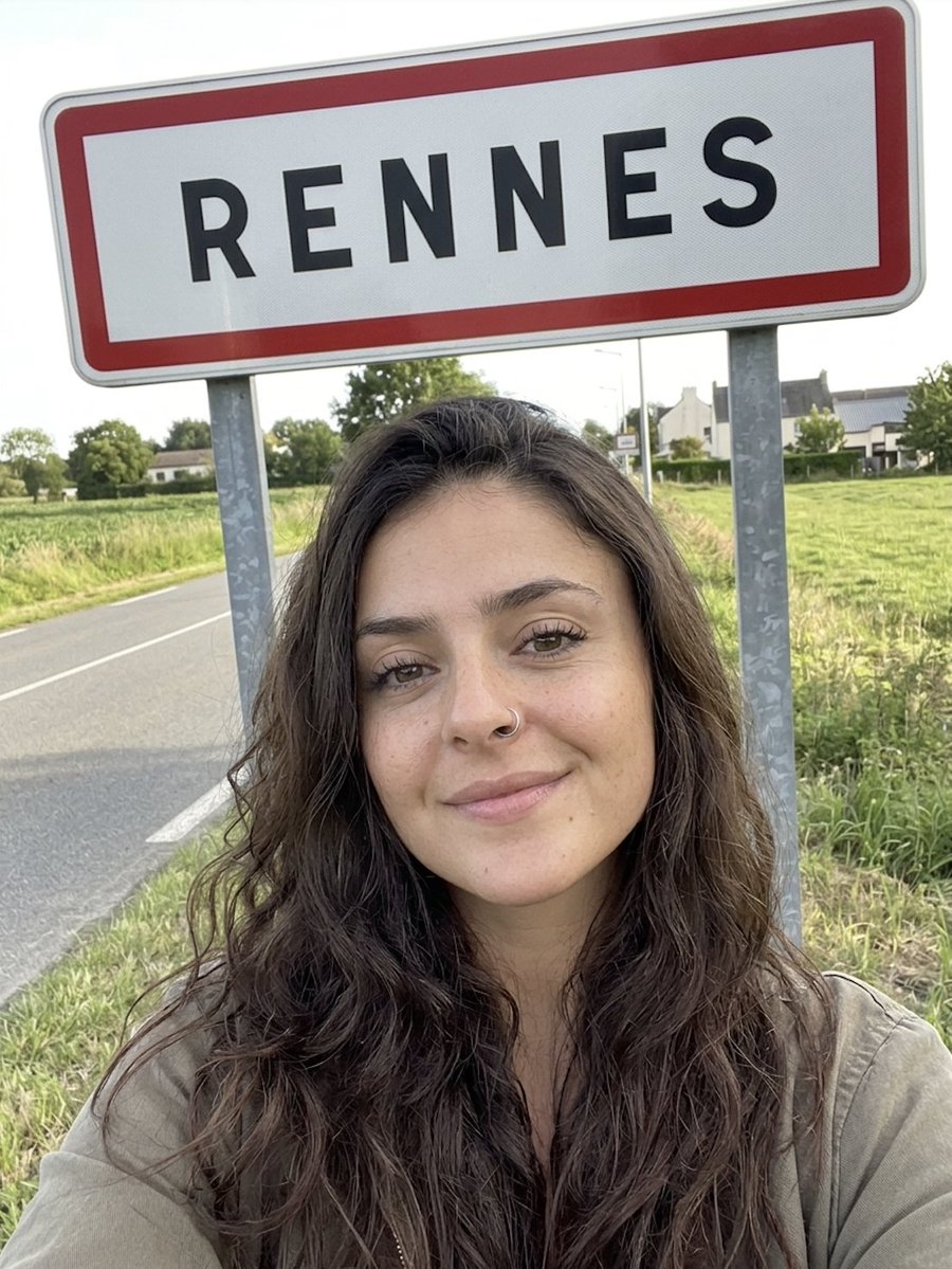 Iris En France 🇫🇷 tweet media