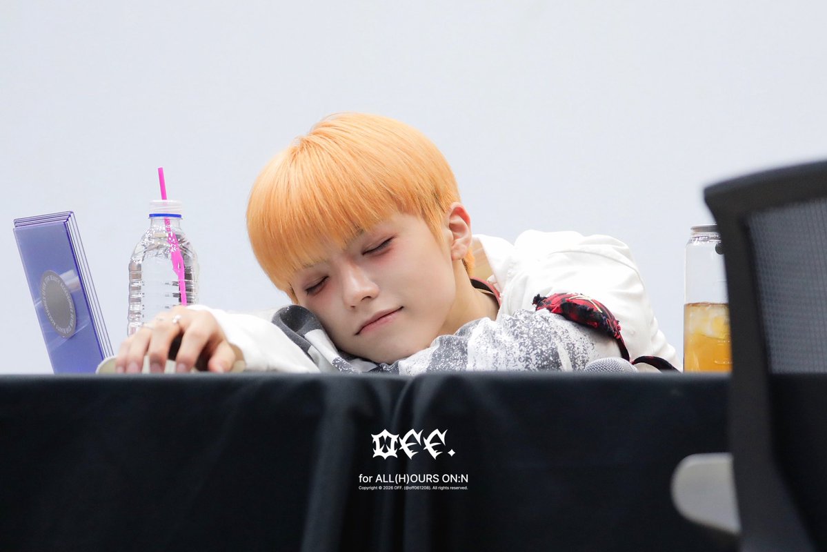 𝗢𝗙𝗙. tweet media