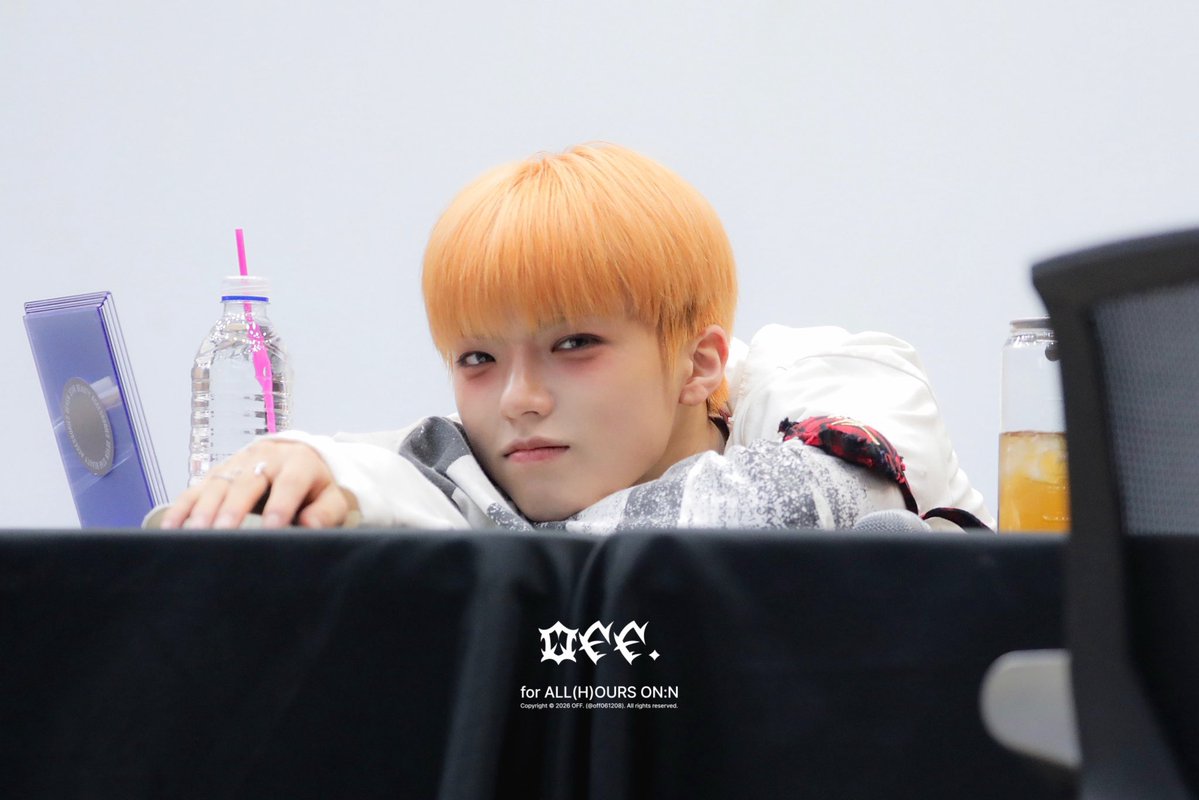 𝗢𝗙𝗙. tweet media