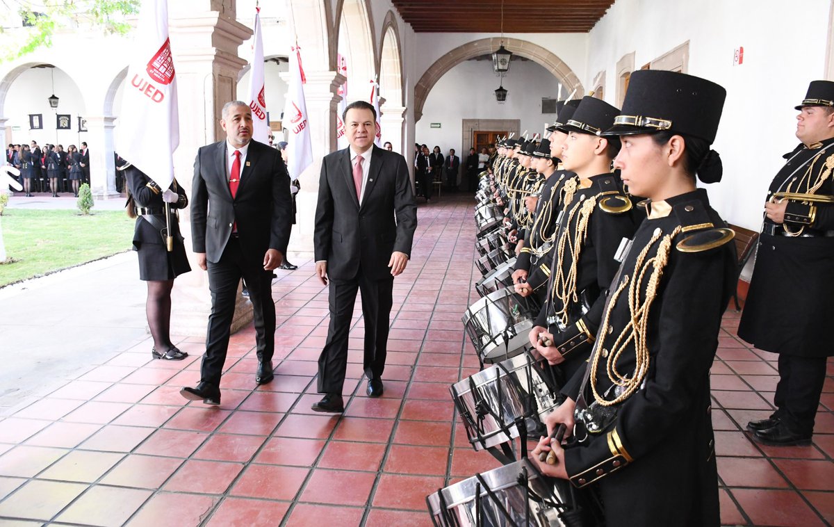 Puntos & Contrapuntos tweet media