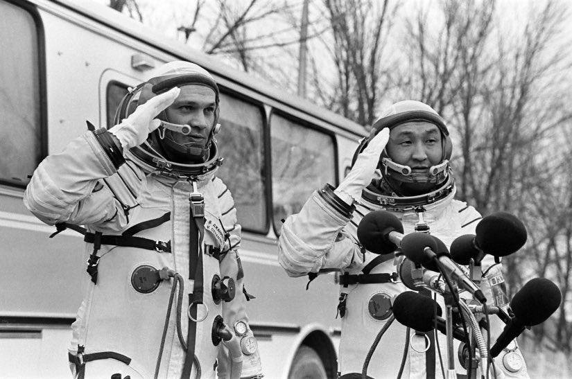 МОНЦАМЭ-Монгол tweet media