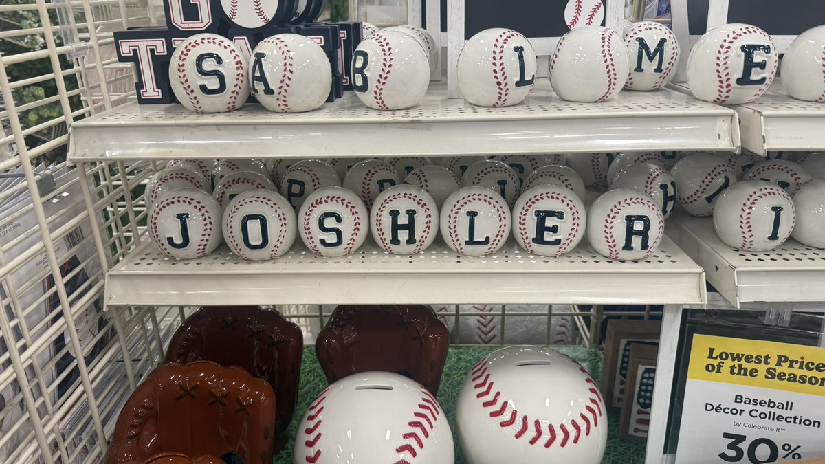 tricia met josh l-/ tweet media