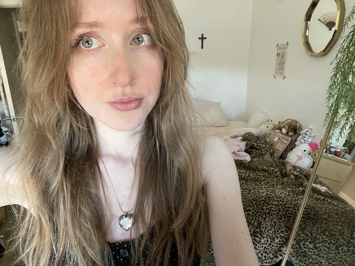 felicia ☆｡･:*･ﾟ tweet media