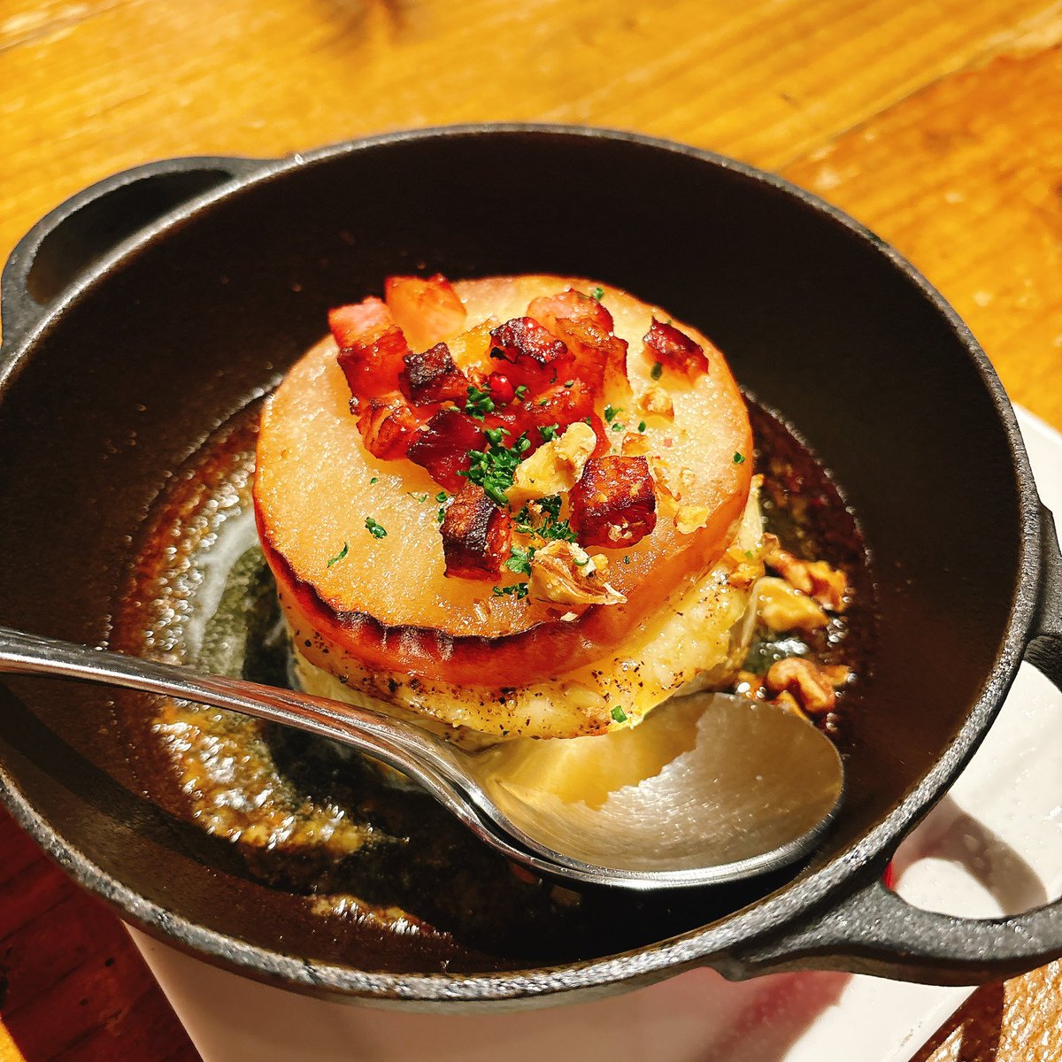 尾崎真実 tweet media