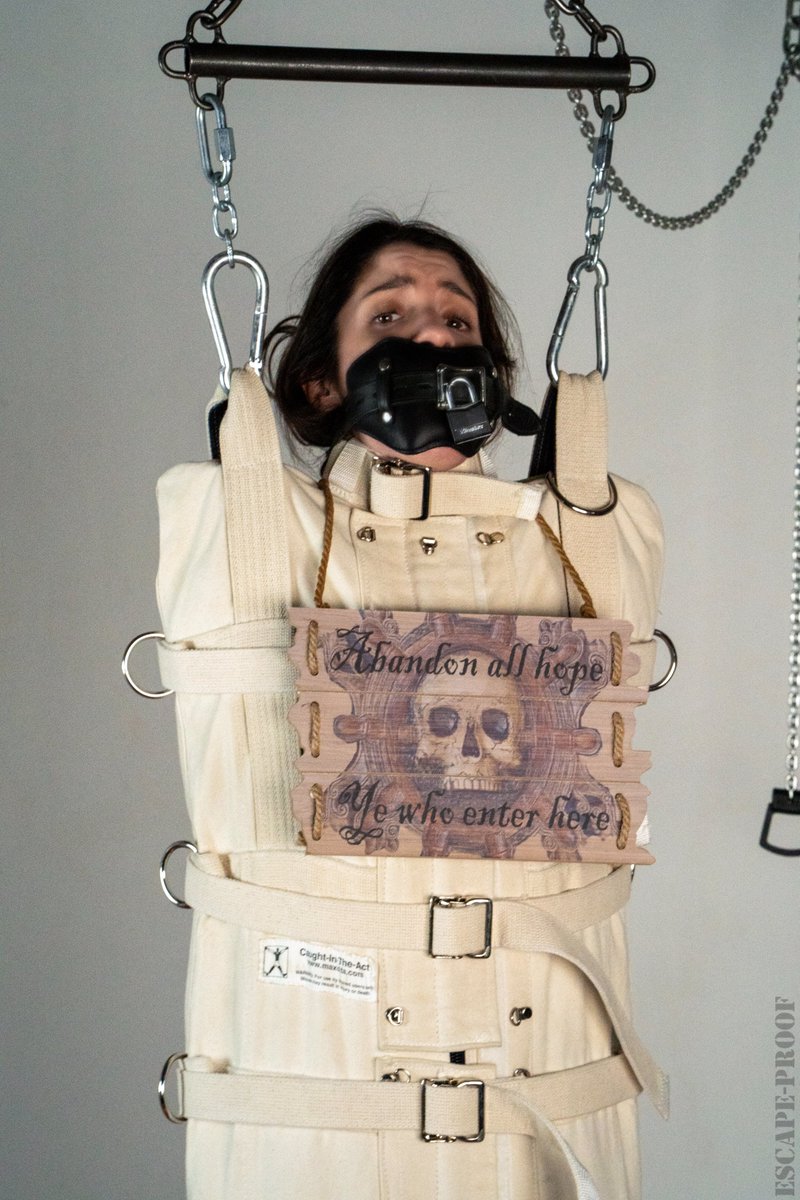 Escape-Proof tweet media