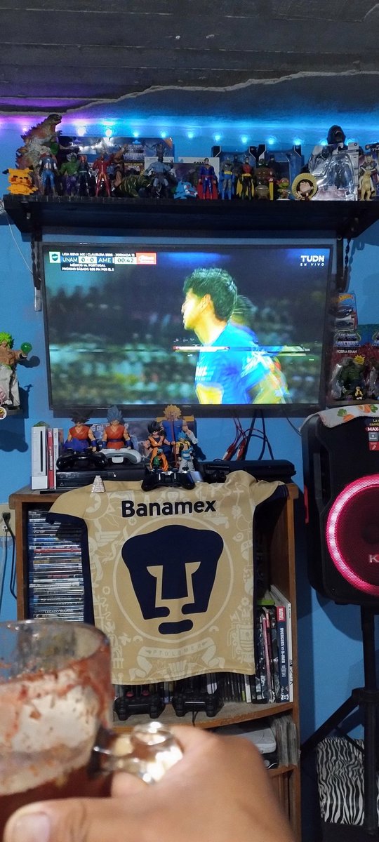 Gilbert02770923's tweet photo. Vamos pumas que esta tarde tenemos que ganar https://t.co/fT4SayDuDq