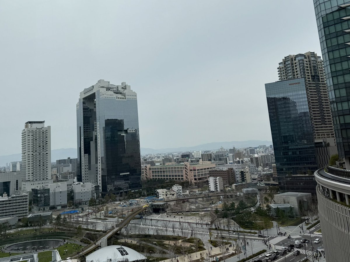 ぽむらん tweet media