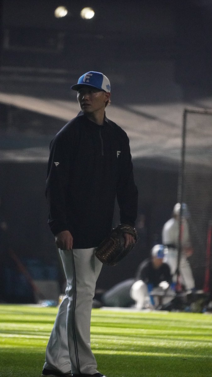 hamurow's tweet photo. オープン戦最後も#lovefighters

#西川遥輝 #野村佑希 #ドミれ #ファイターズファンと繋がりたい #北海道日本ハム #エスコンフィールド北海道 https://t.co/JTB5Fp9hTc