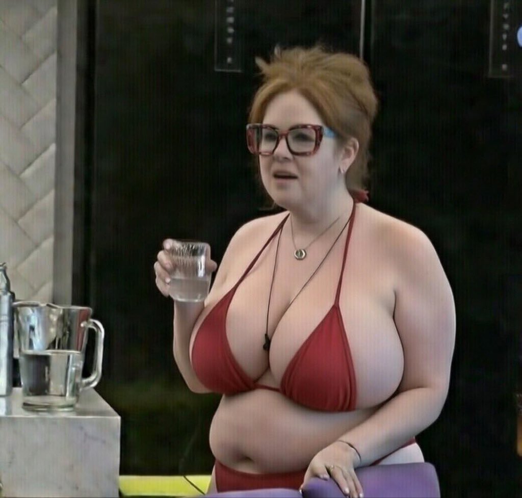 Zoë Lilou tweet media