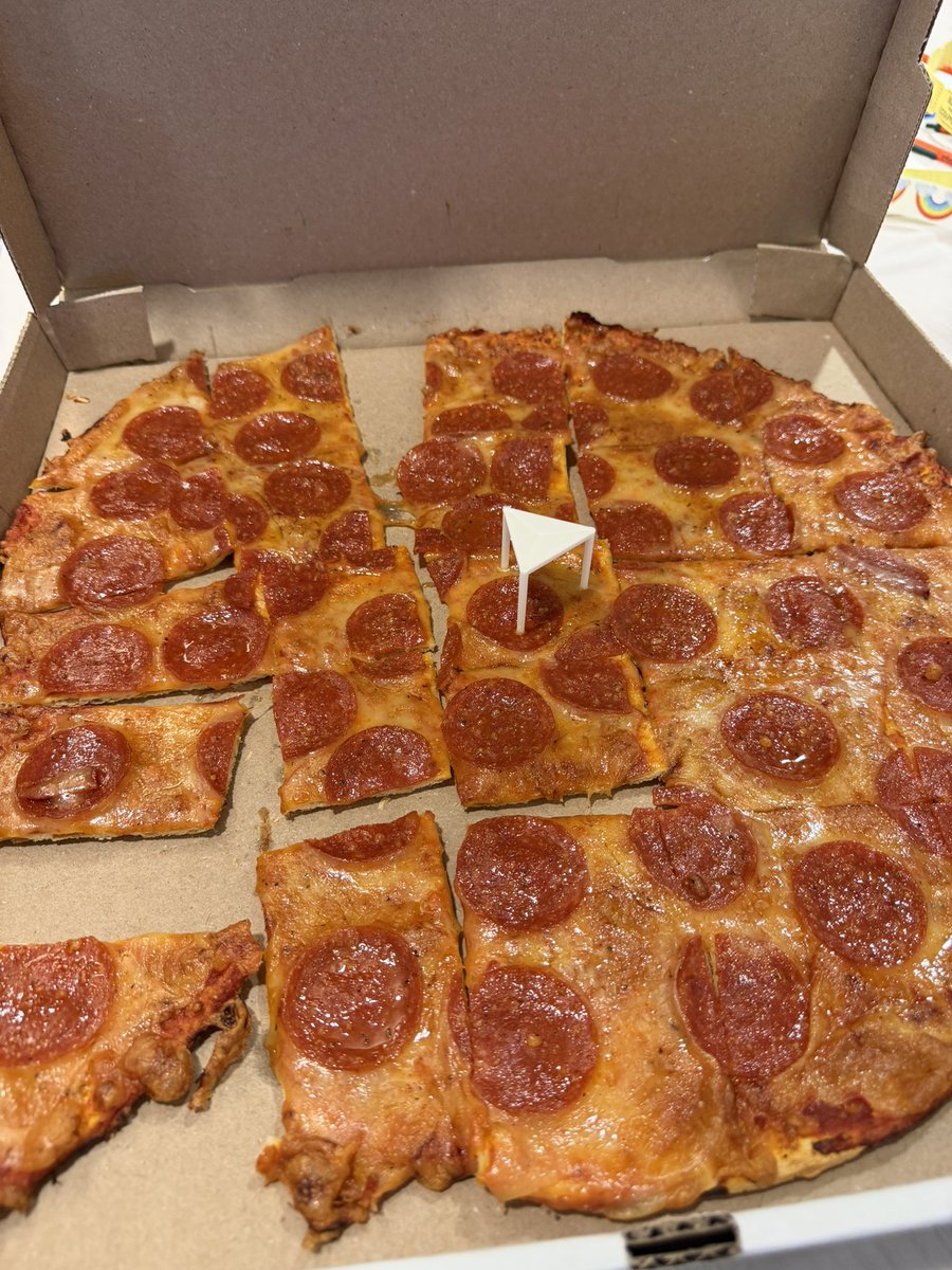 Carter Gold tweet media