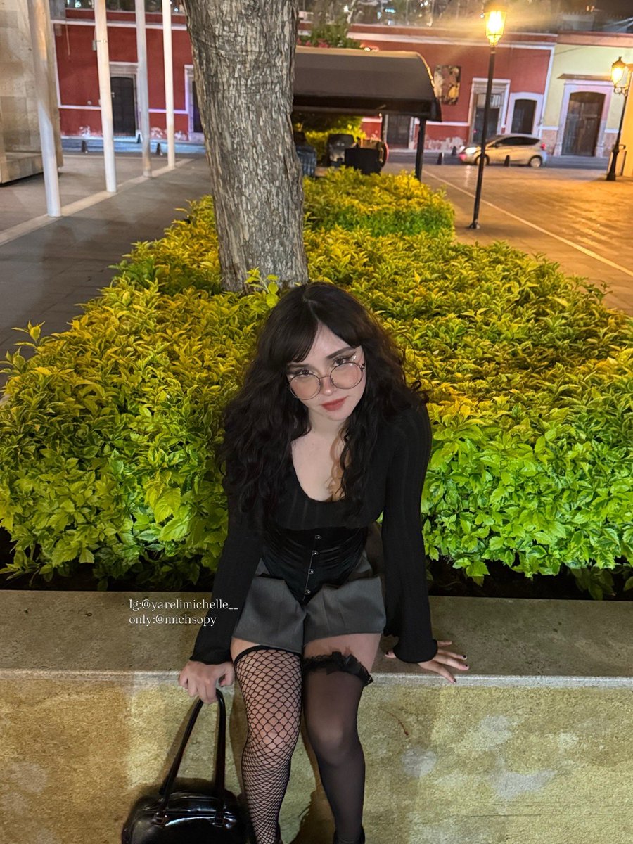 Yarelimichelle__ tweet media