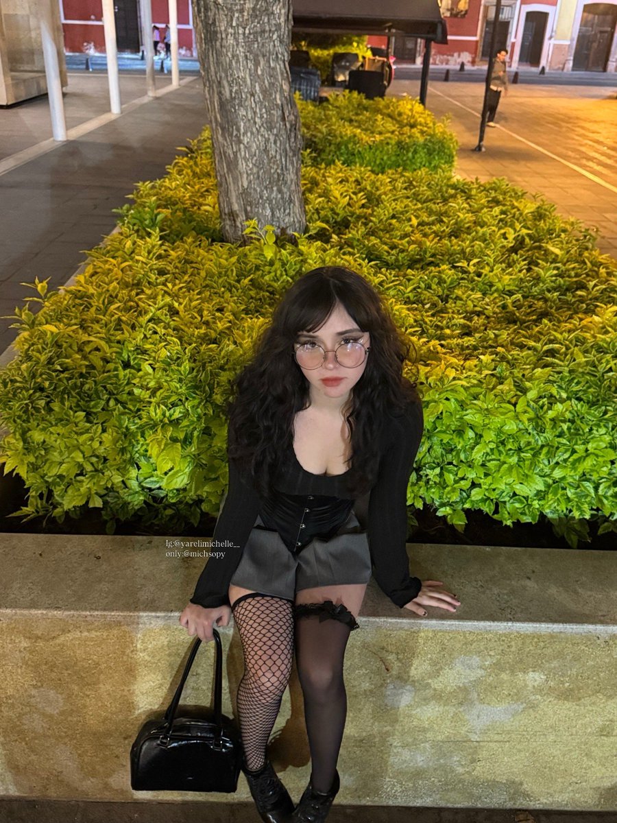 Yarelimichelle__ tweet media