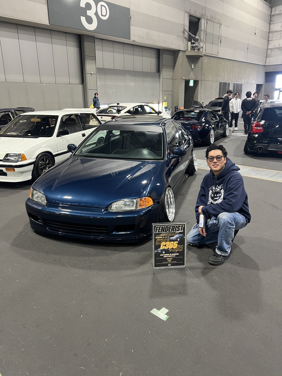 つるけん tweet media