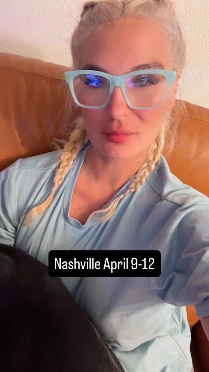 Mandy Rhea tweet media