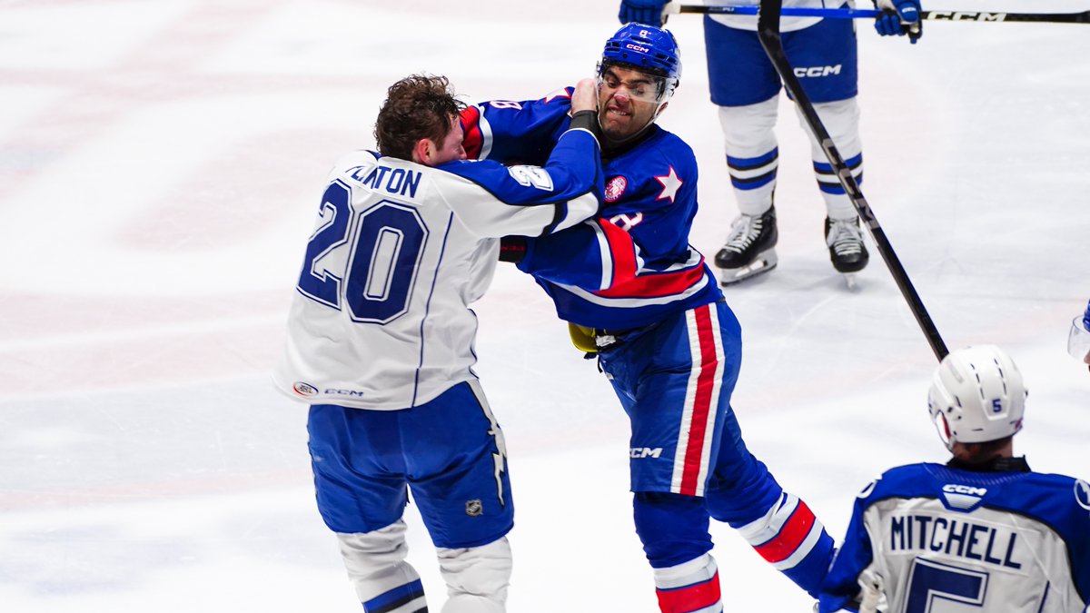 AmerksHockey's tweet photo. BOOM. TAKEDOWN. 👊💥
Jagger Joshua crunches a Crunch player in a bout during the first period of last night’s game! #LetsGoAmerks https://t.co/d3Eqik8rR7