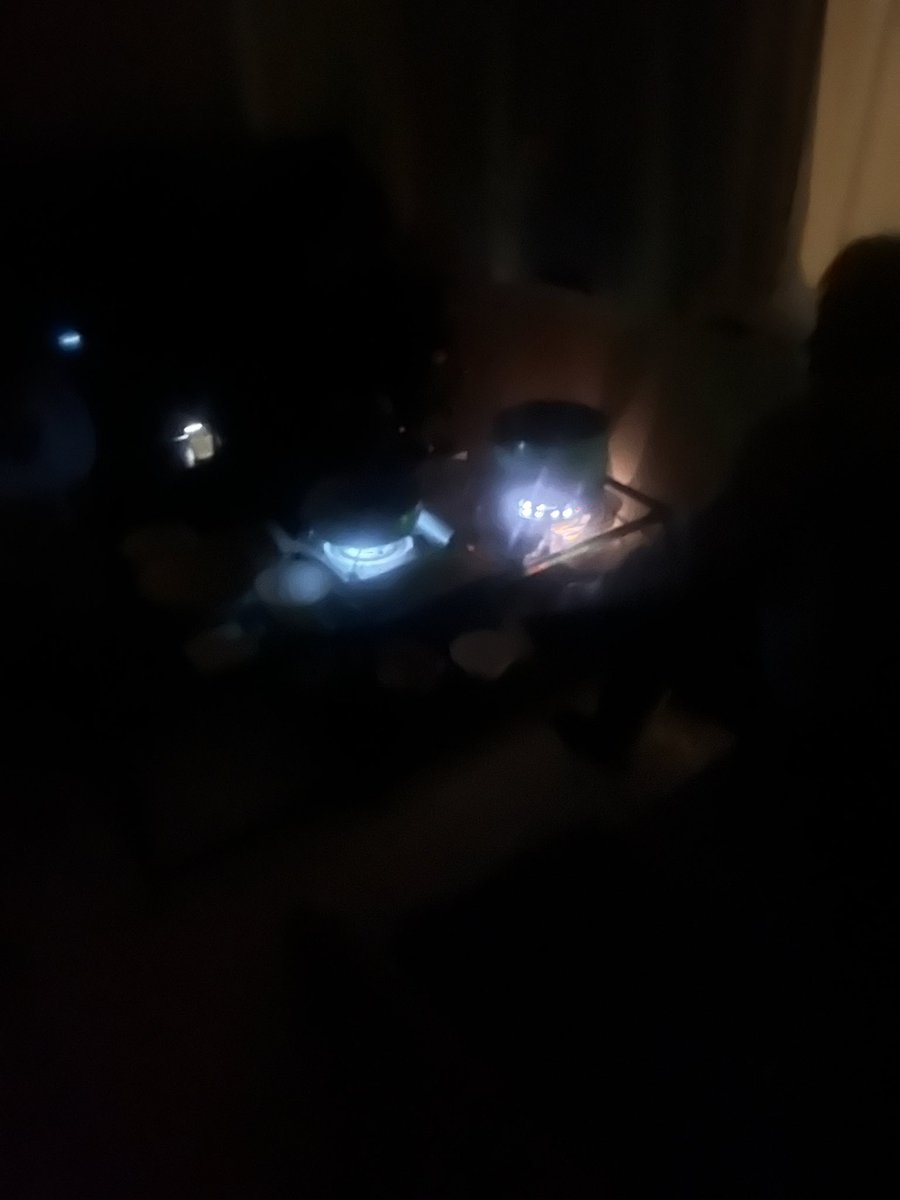 あべりあ tweet media