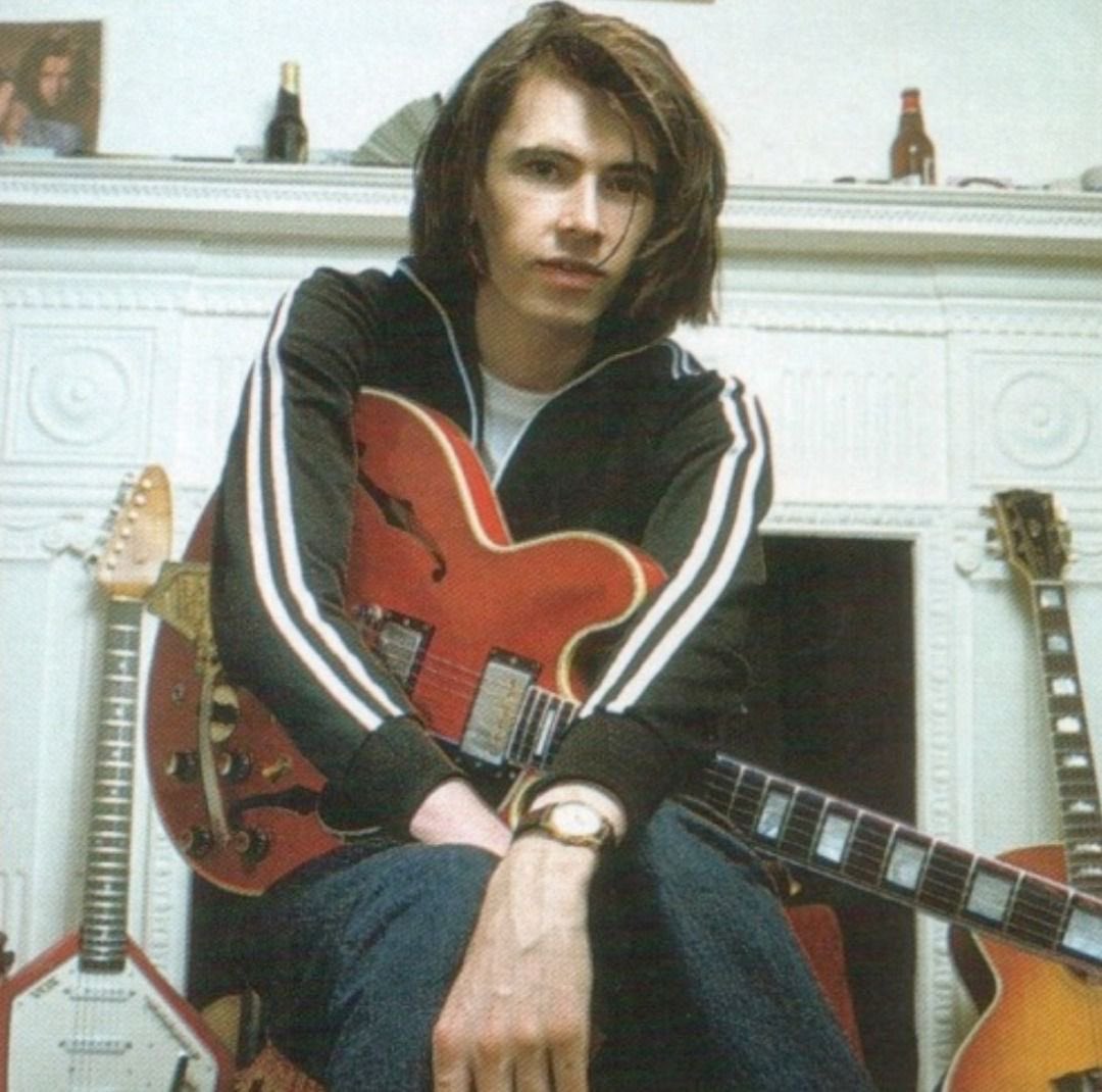 suede daily tweet media