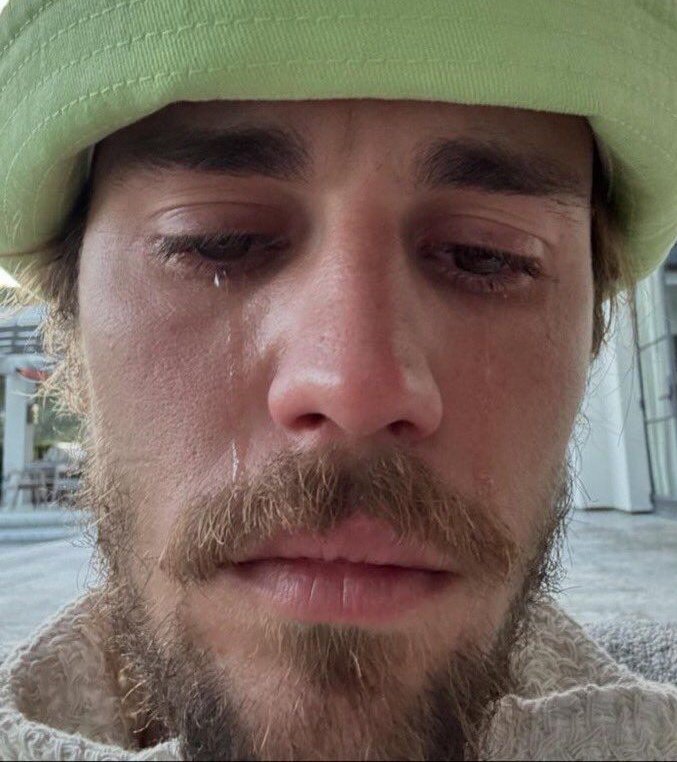 e pensar que em 21 dias o justin bieber vai fazer um show depois de quase 4 anos sem subir num palco e eu não estarei presente