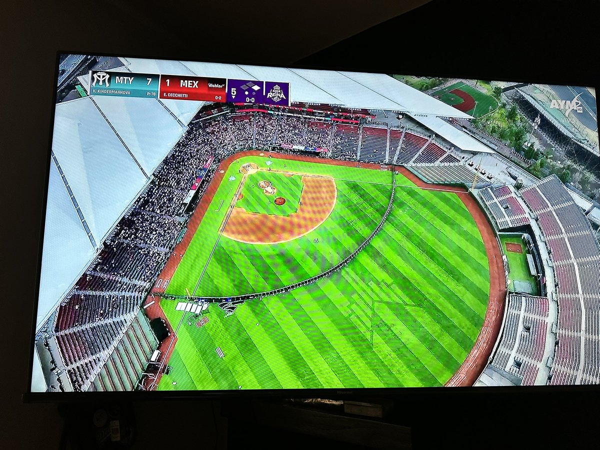 marisolbojackso's tweet image. Vamooooosss! @SultanesFemenil 🥎👑👸
#seriedelareyna #lms @LigaMexSoft