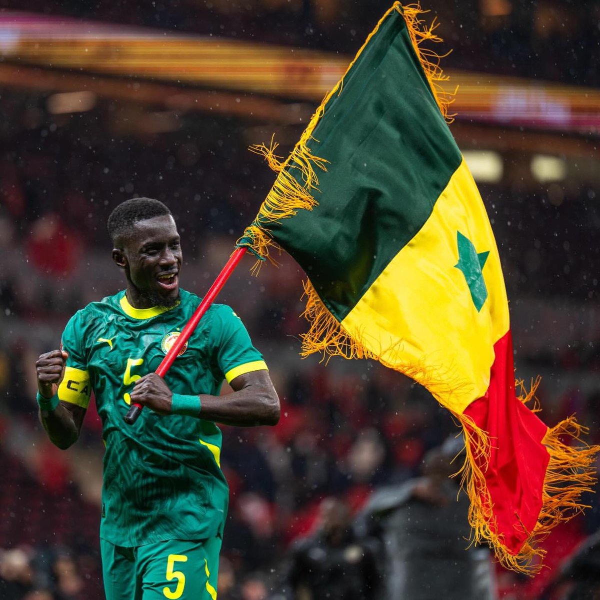 footsen221's tweet photo. 🎙🇸🇳 Gana Guèye : Je m'engage personnellement à regrouper les médailles et les rendre peut-être au Maroc si ça peut vraiment apaiser les tensions entre les deux pays. Je pense que c'est le mot que tout le monde utilise, c'est juste ridicule. https://t.co/AvkN1y8qBP