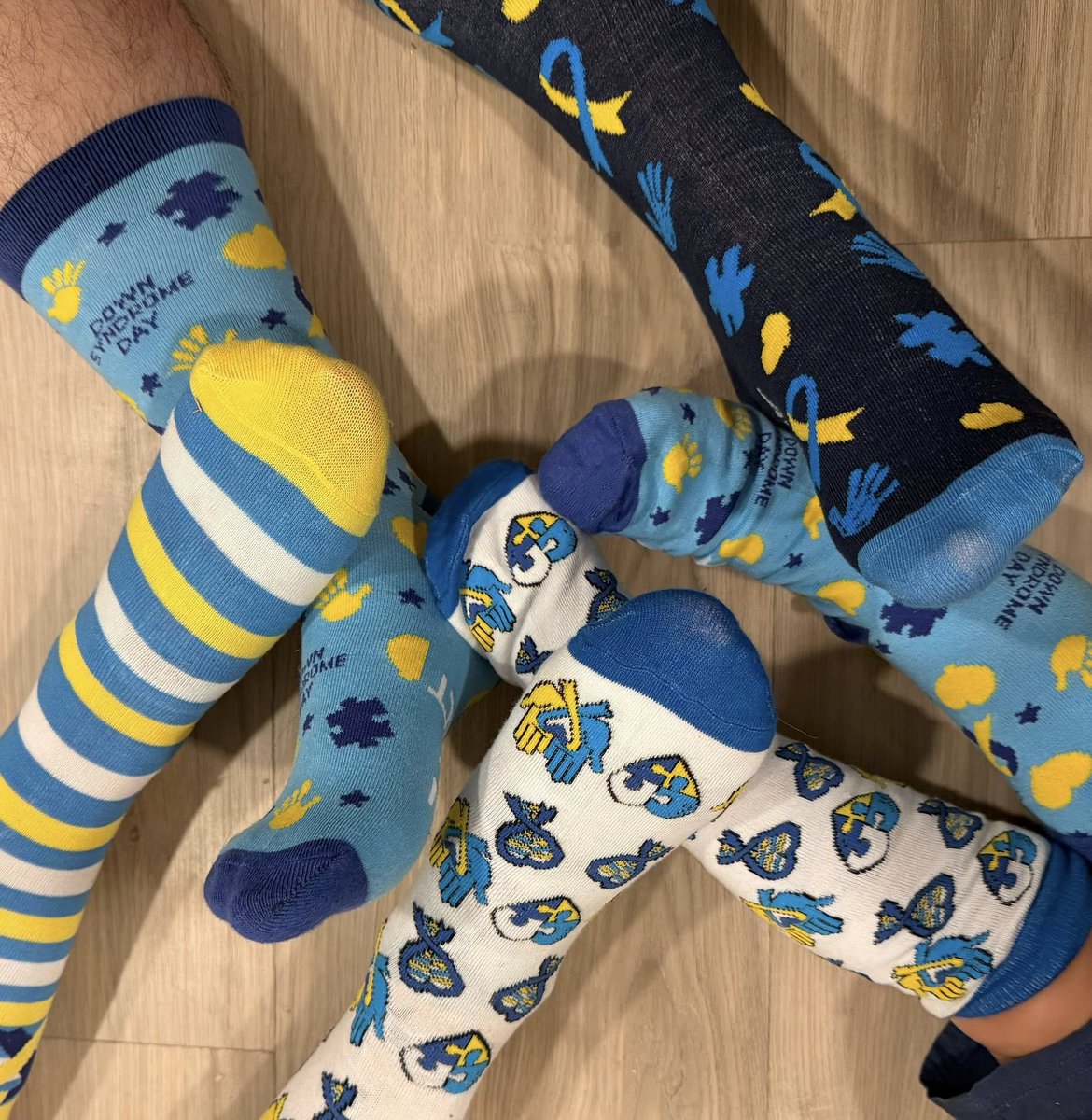 HuntTheJones's tweet photo. It’s World Down Syndrome Day, so it feels like the right time to share our news. In January we got a call: you’re having a boy, and he’s going to have Down syndrome. We believe God makes no mistakes.

Please take a minute to read: https://t.co/NBt7jAEeau https://t.co/2ShqYuRnSV