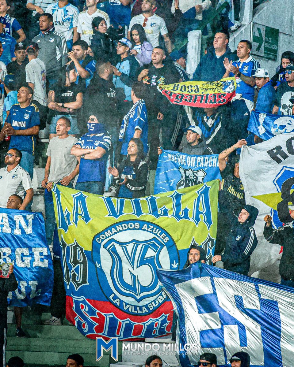 MundoMillos's tweet photo. #FOTOS La hinchada de Millonarios ha vuelto a llenar la tribuna visitante en Palogrande. 

#EstamosEnTodosLados https://t.co/YD5YZMMNmr